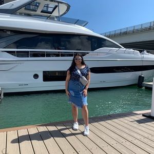 Meet your Posher, Aixa